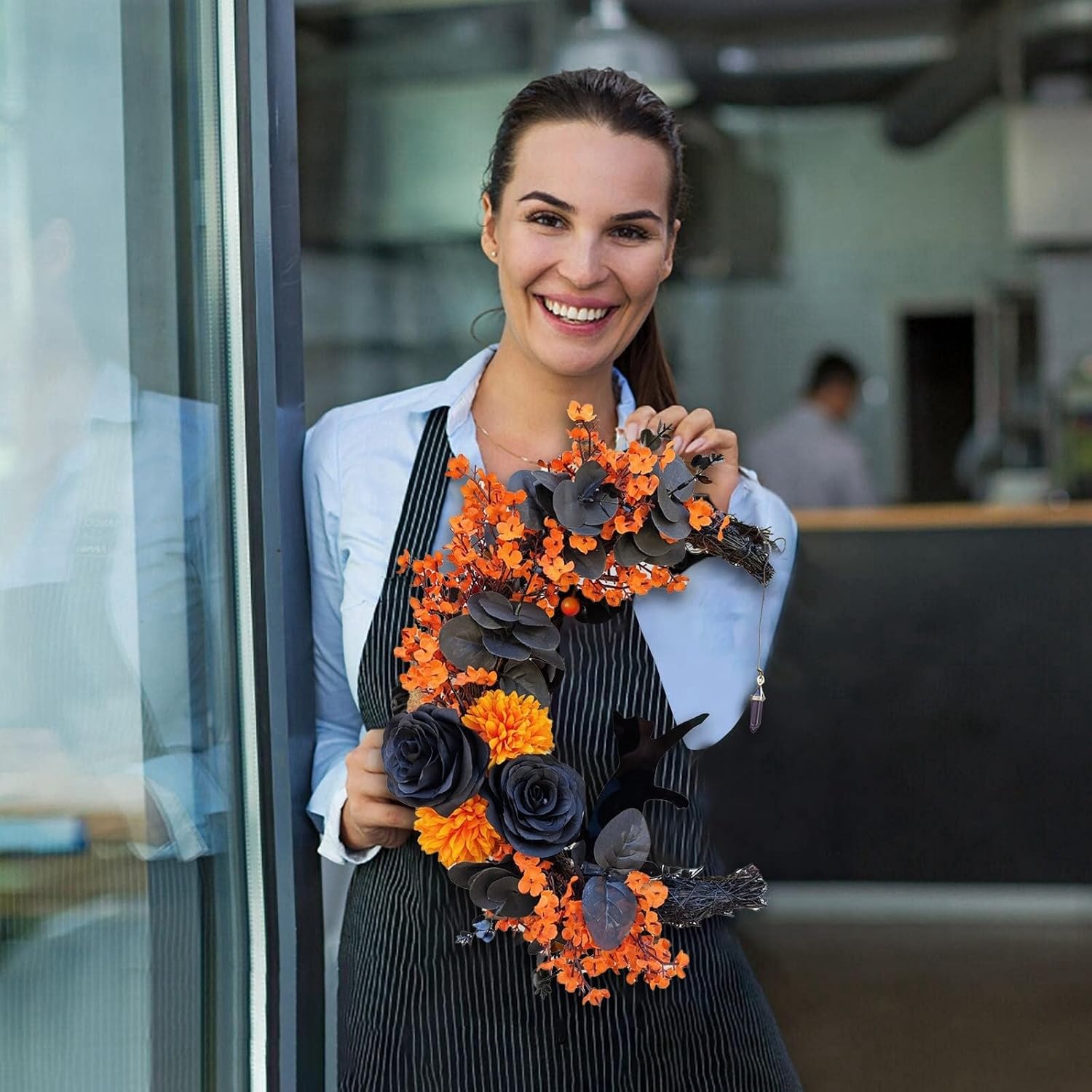 Elegant Halloween Cat Wreath for Front Doors