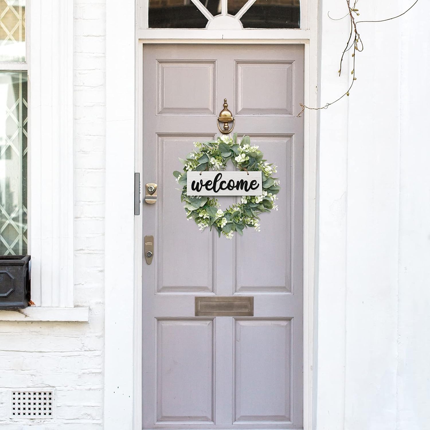 Dremisland 16 Inch Artificial Eucalyptus Wreath with Welcome Sign