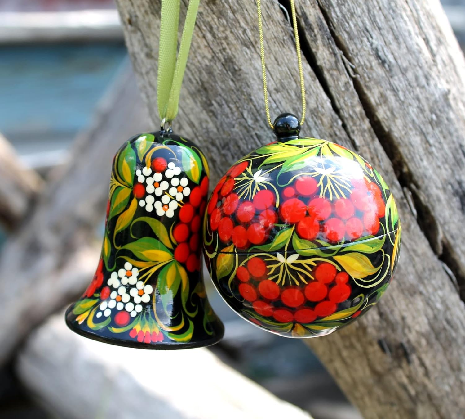 Hand Painted Wooden Christmas Bell Ornament 7cm