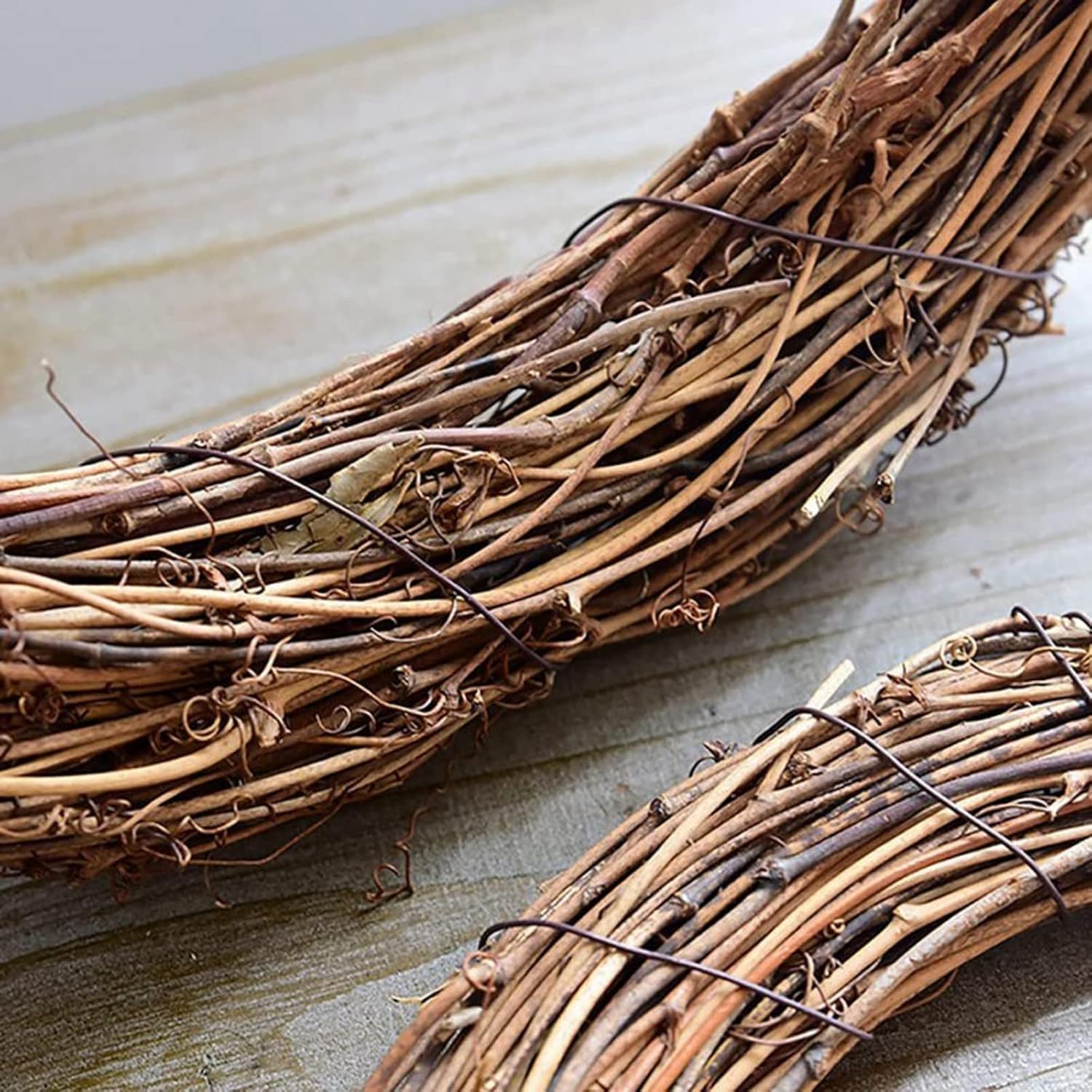 2 Pcs Natural Grapevine Wreaths for DIY Decorations