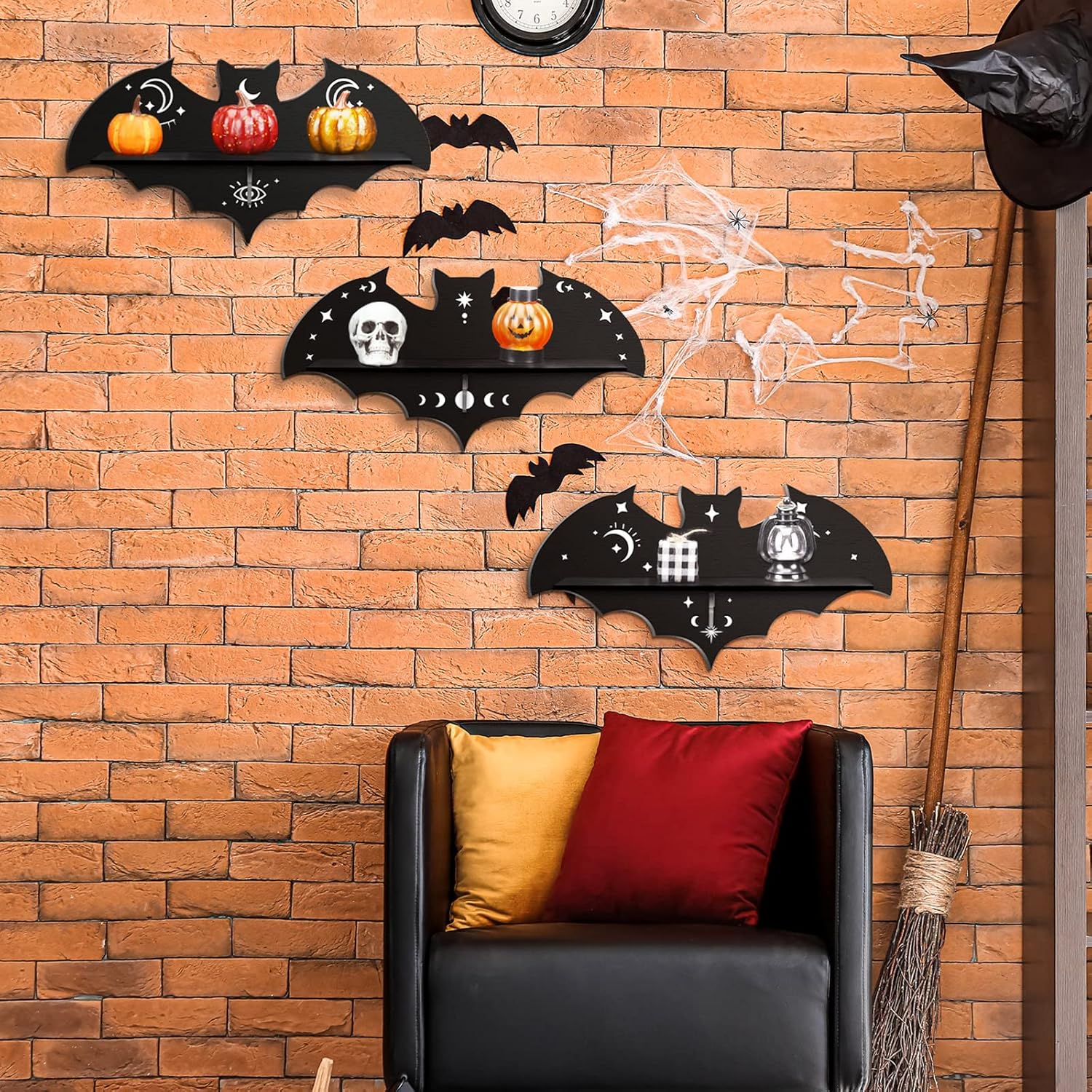 Geetery 3 Pcs Floating Black Bat Shelf Gothic Decor