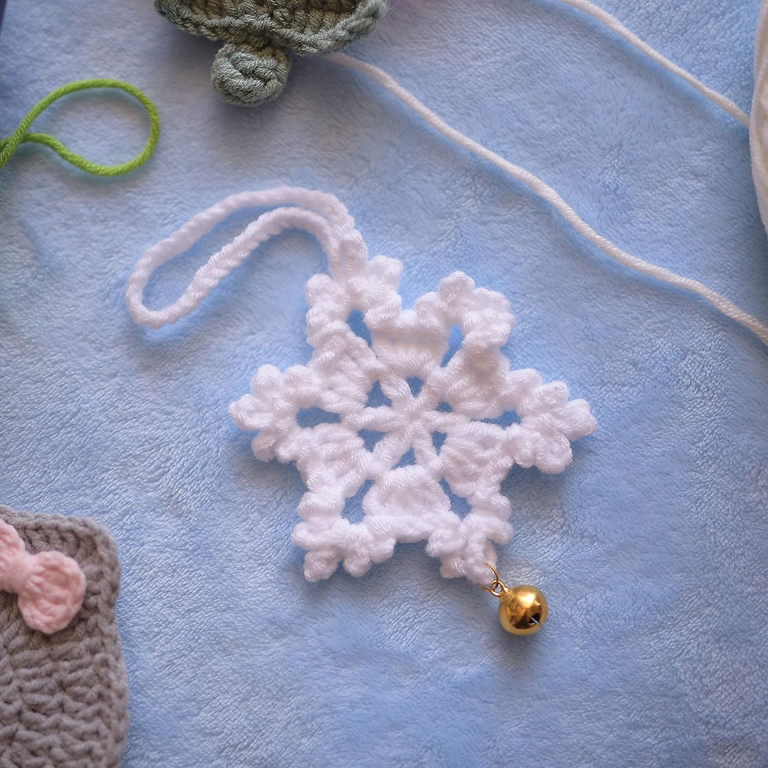 Handmade Crocheted Snowflake Ornaments 4pcs Christmas Decorations
