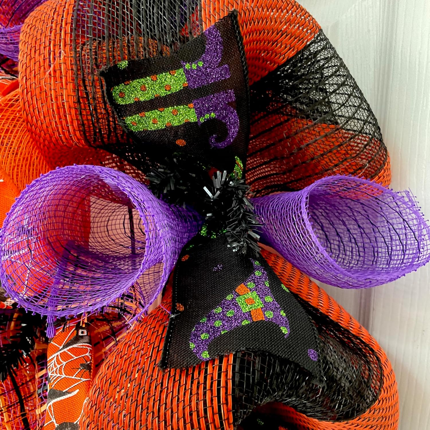 Welcome My Pretties Halloween Witch Wreath